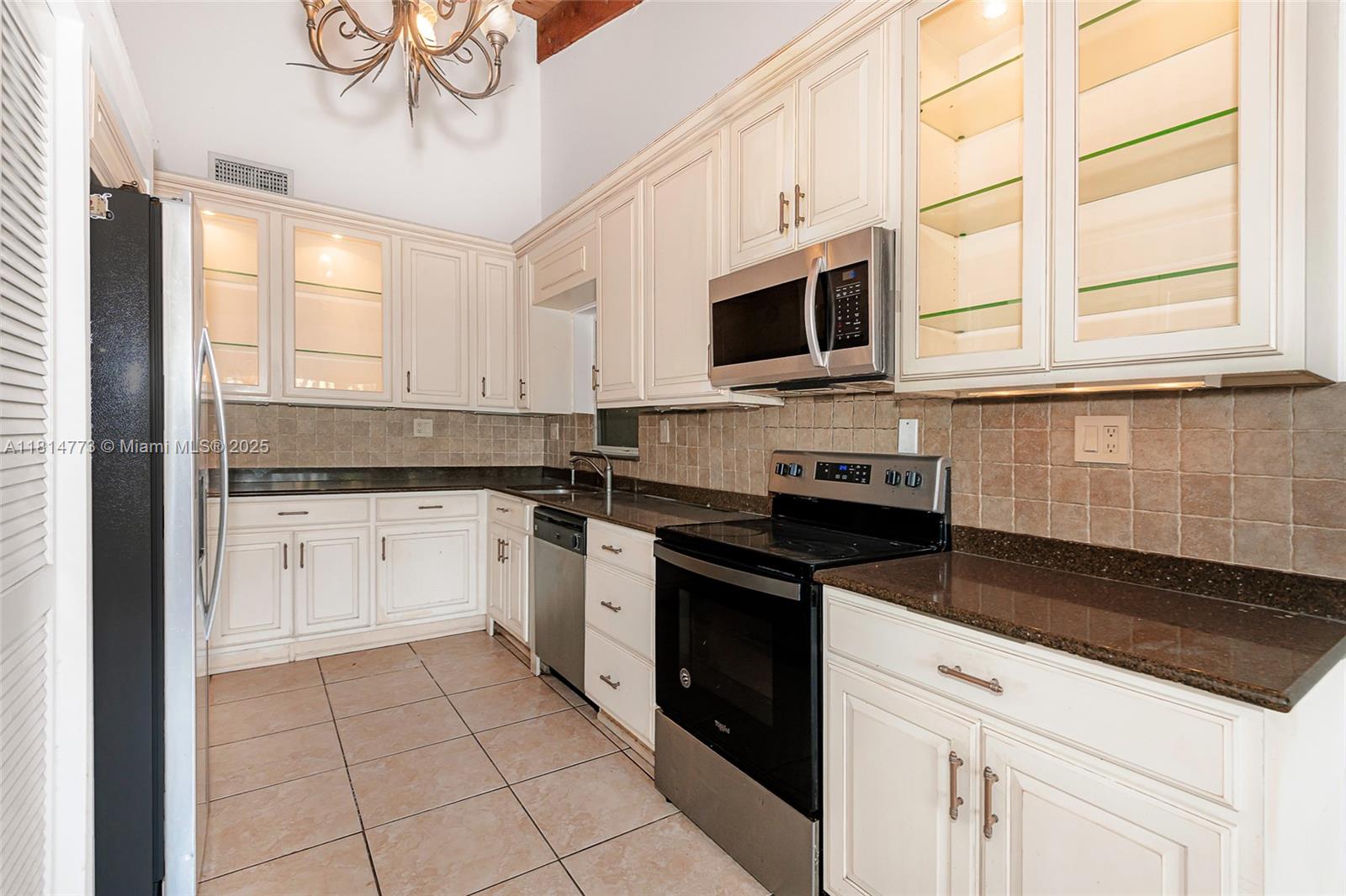 PEPPERWOOD - Residential Lease