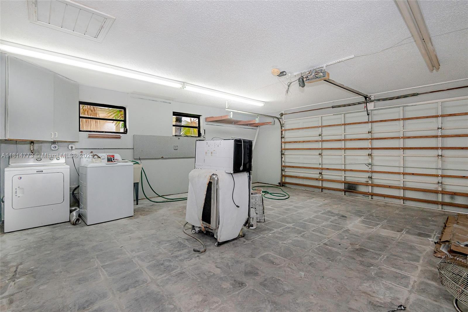 PEPPERWOOD - Residential Lease