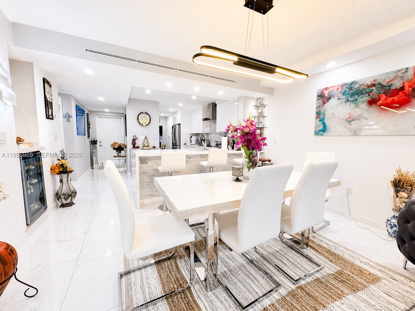 THE PALMS CONDO - Residential Lease