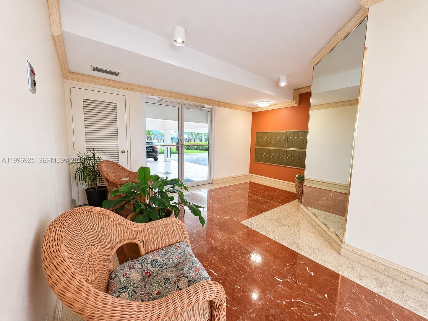THE PALMS CONDO - Residential Lease