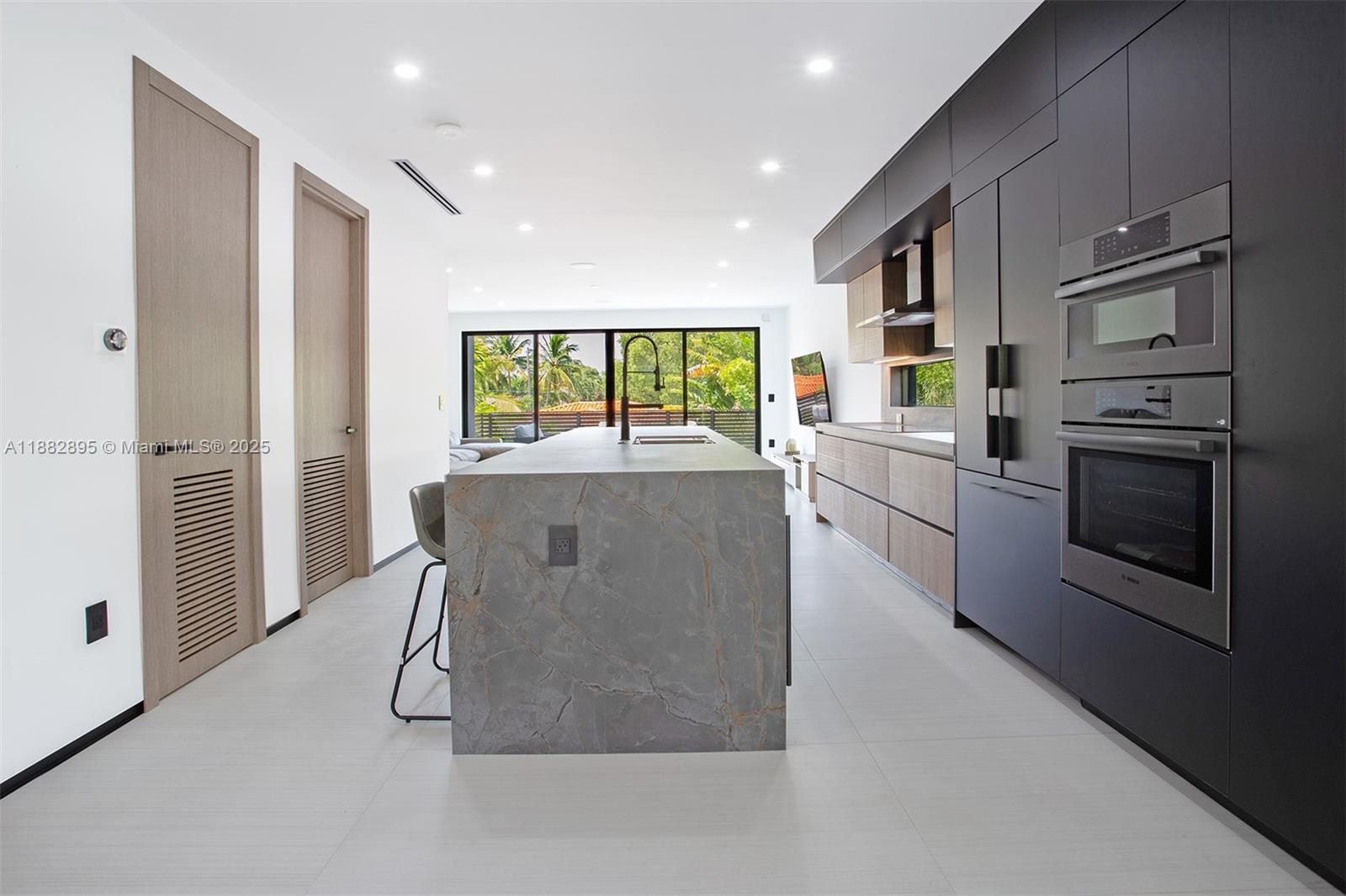 HOLLEMAN PARK - Residential