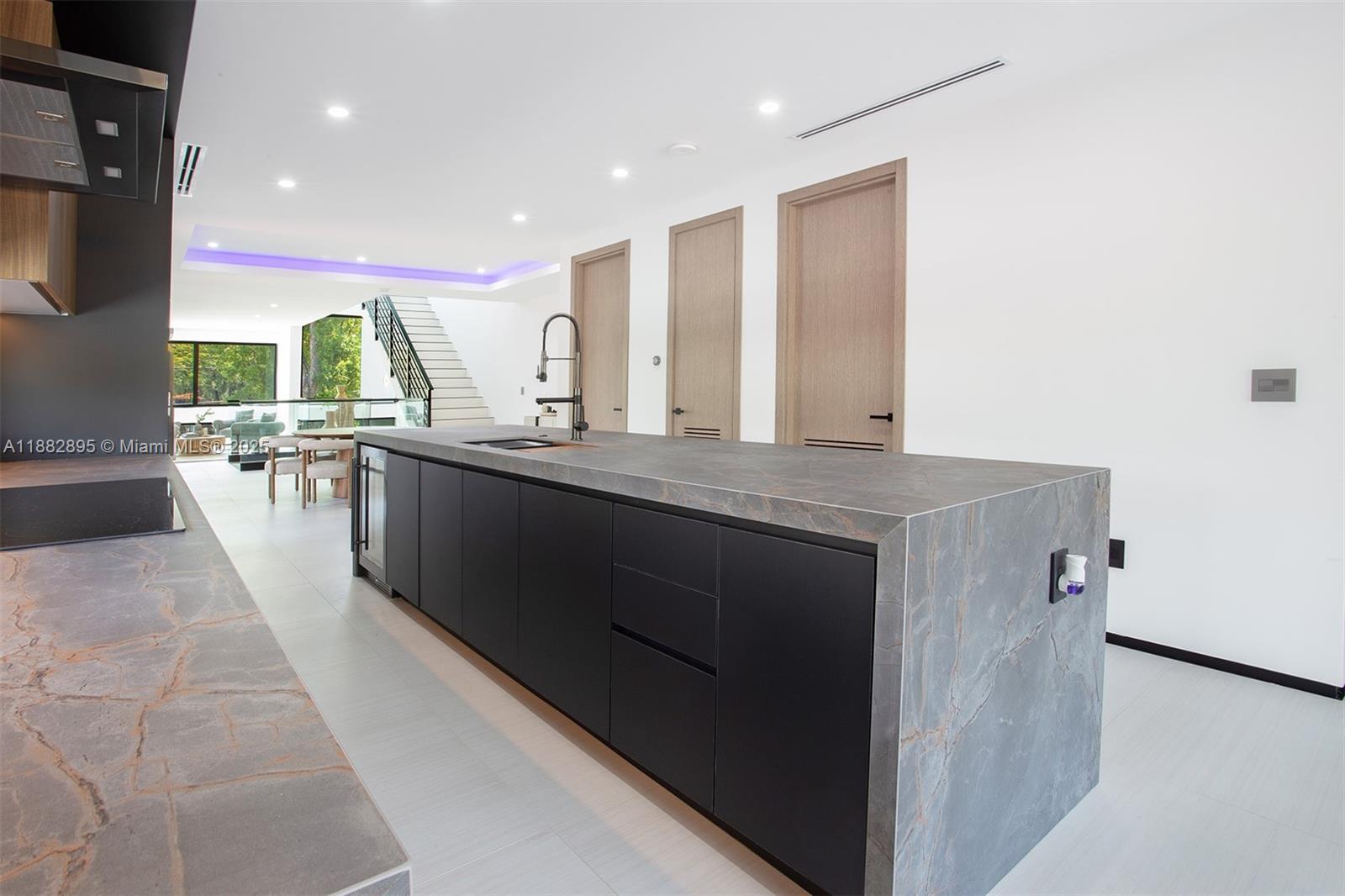 HOLLEMAN PARK - Residential