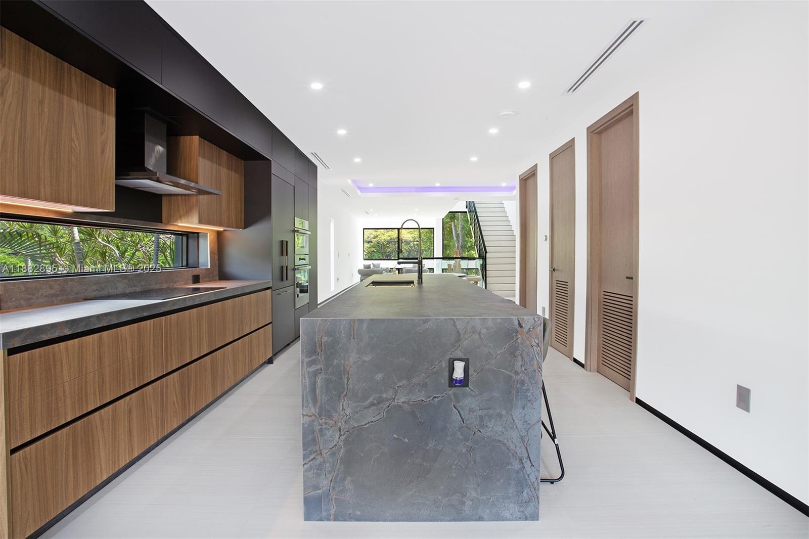 HOLLEMAN PARK - Residential