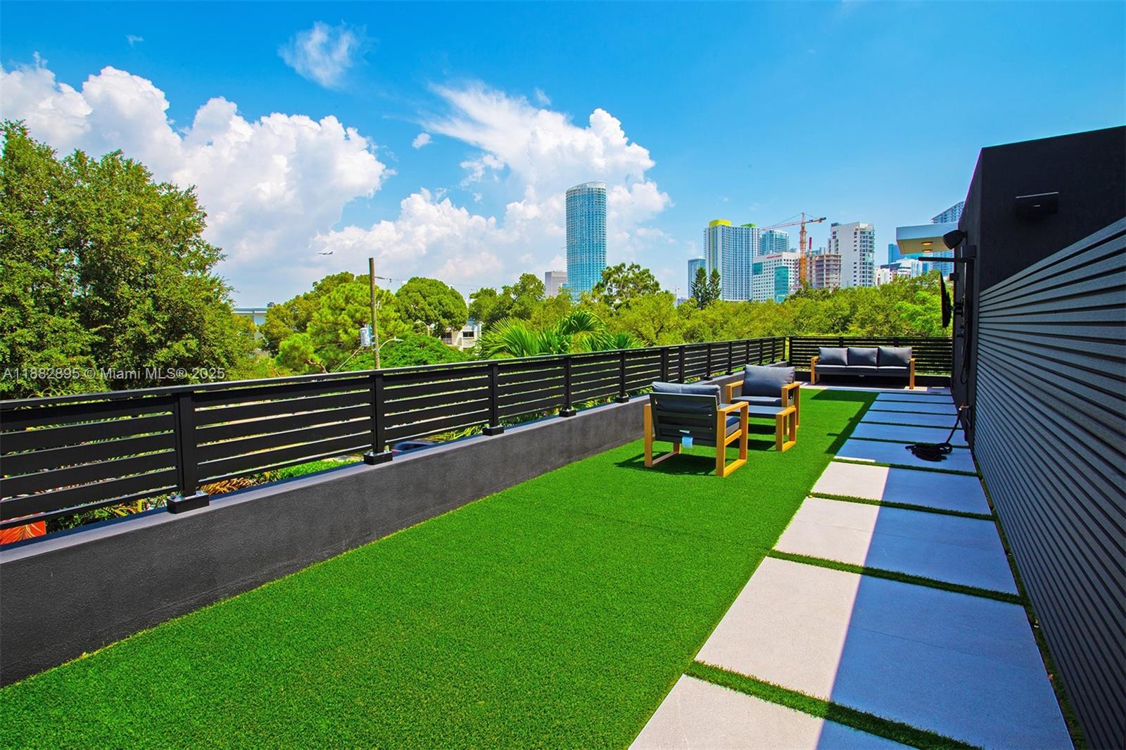 HOLLEMAN PARK - Residential