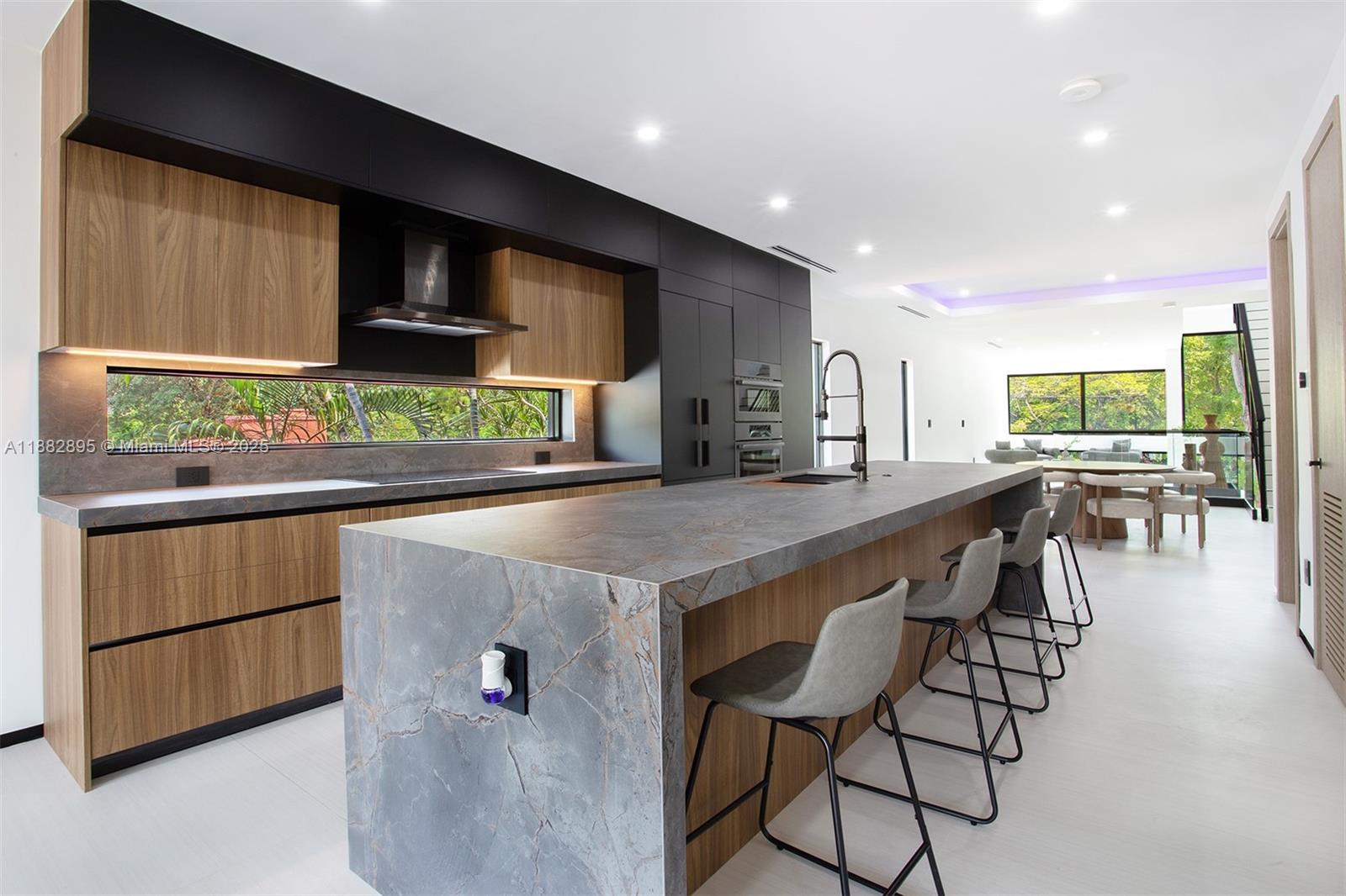 HOLLEMAN PARK - Residential