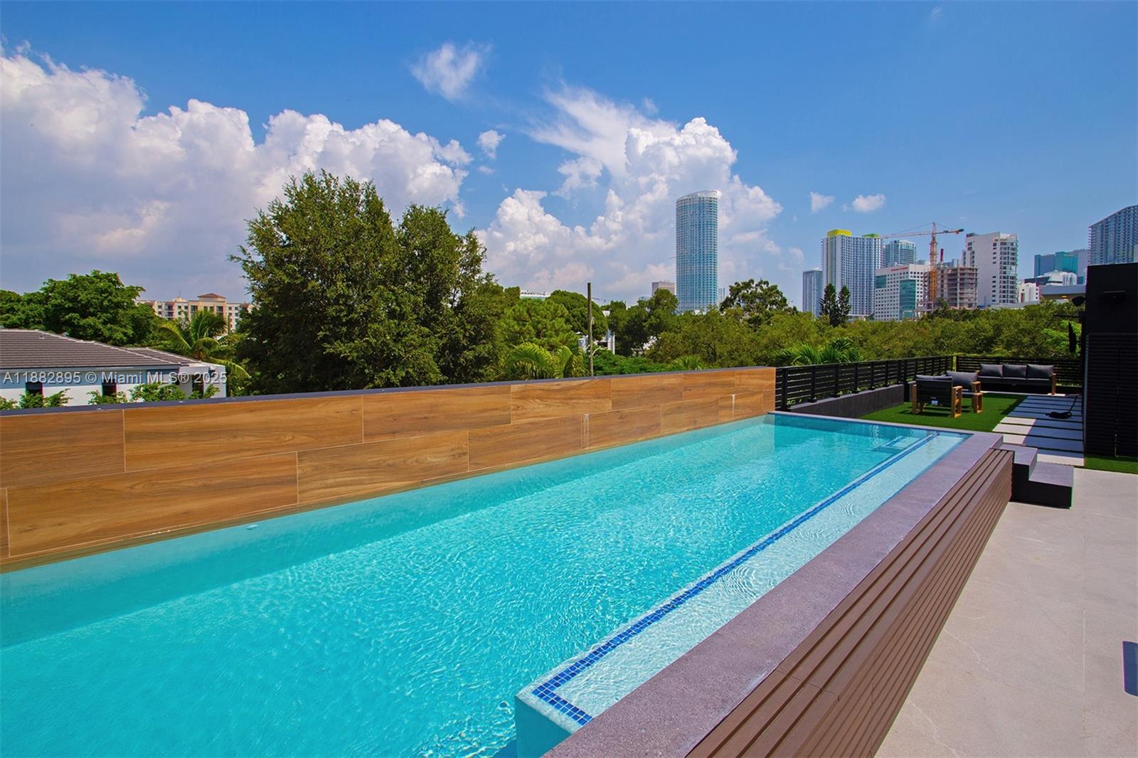 HOLLEMAN PARK - Residential