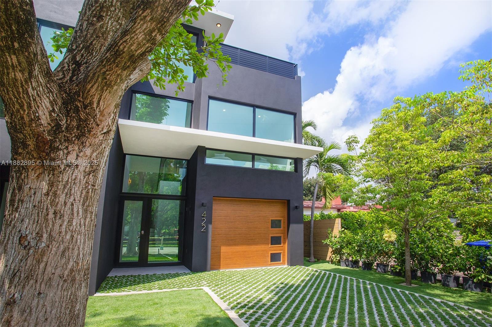 HOLLEMAN PARK - Residential