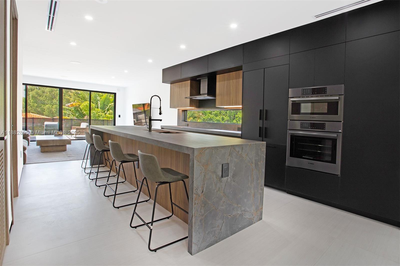 HOLLEMAN PARK - Residential