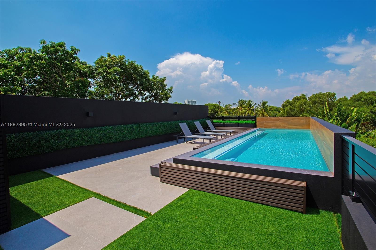 HOLLEMAN PARK - Residential