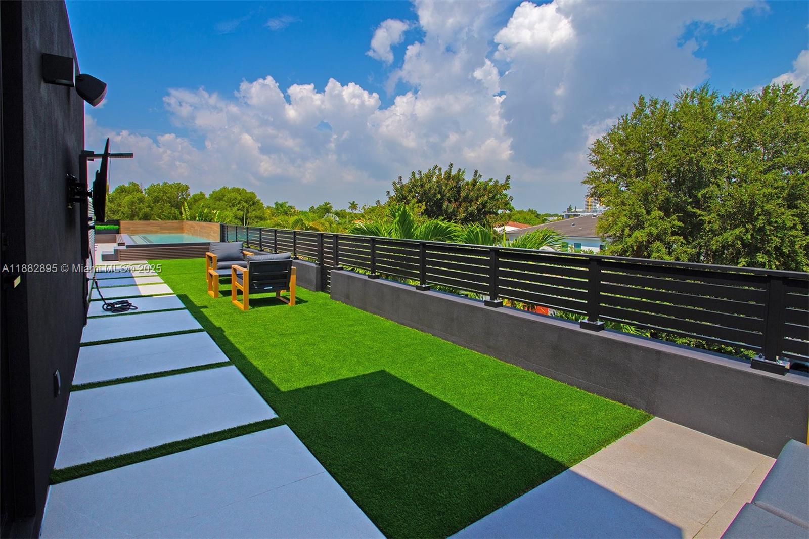 HOLLEMAN PARK - Residential