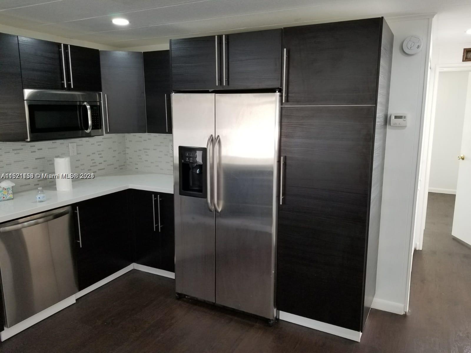 RAVENSWOOD NORTH - Residential Lease