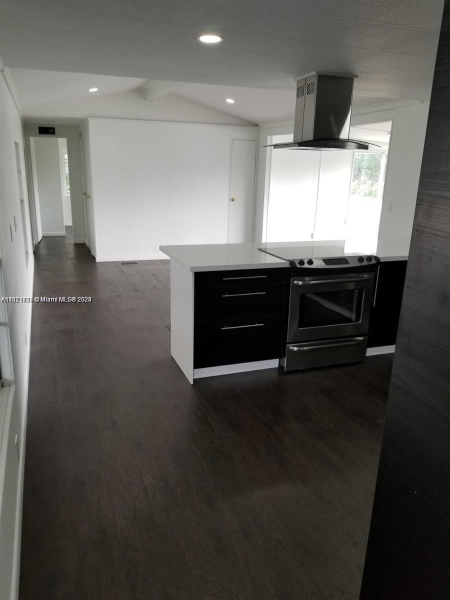 RAVENSWOOD NORTH - Residential Lease