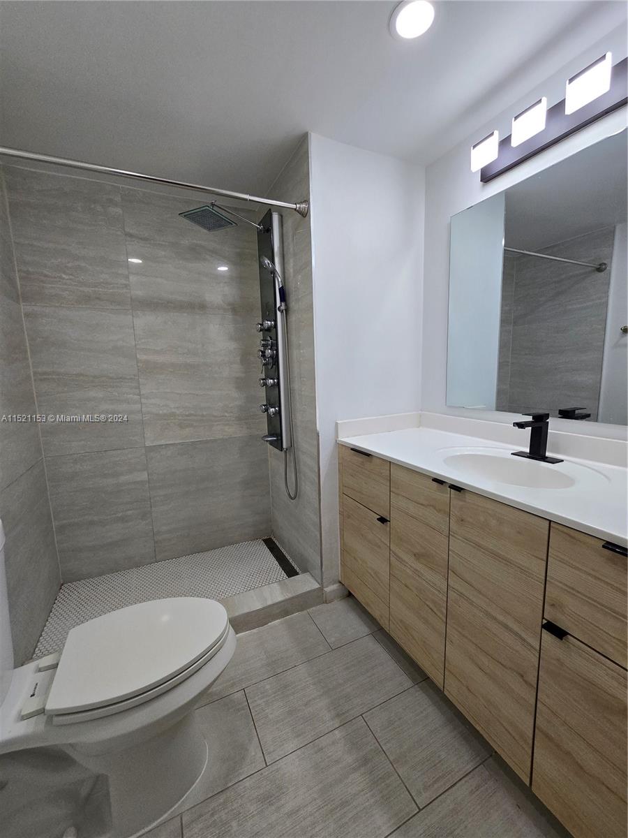 RAVENSWOOD NORTH - Residential Lease