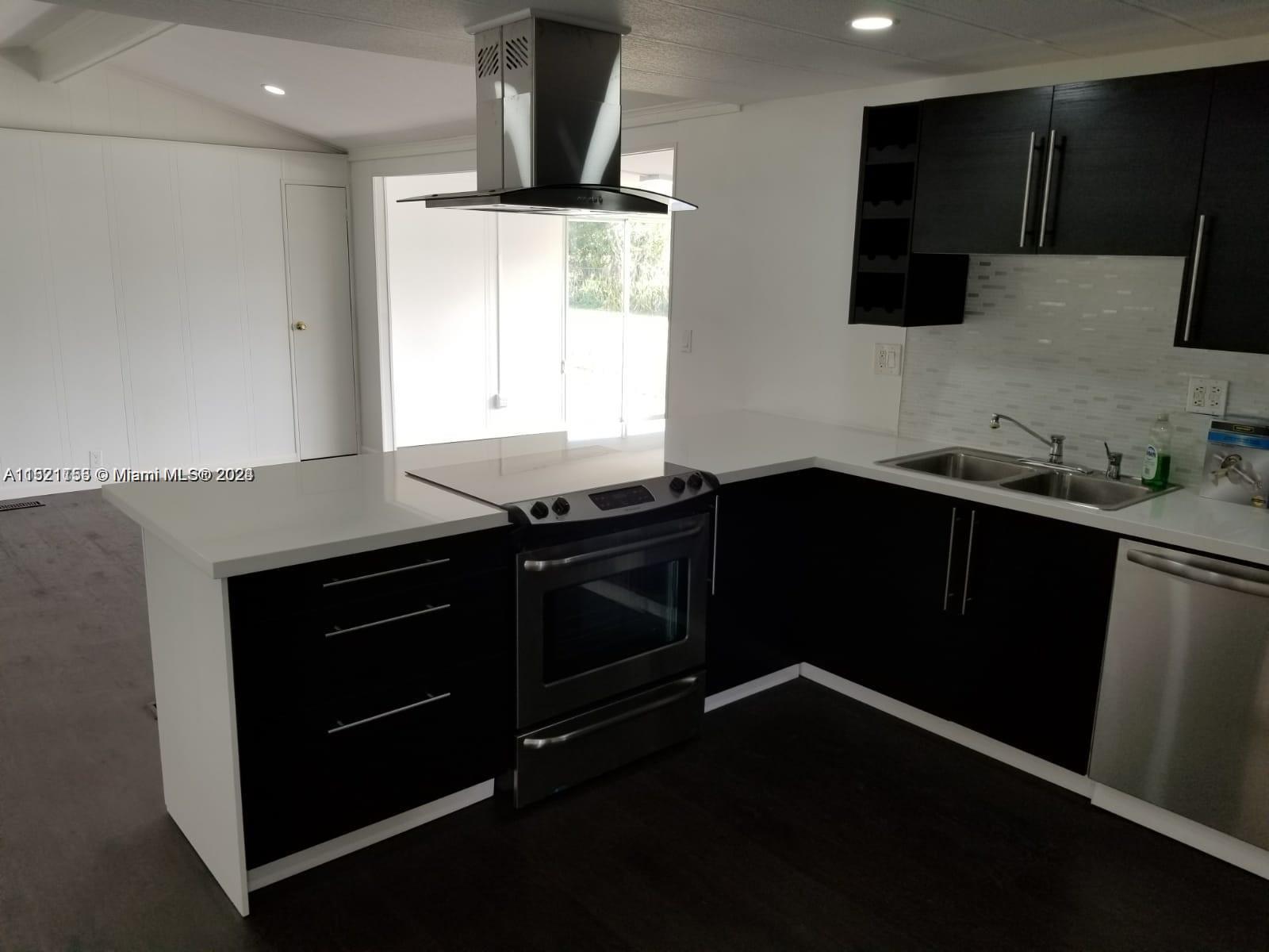 RAVENSWOOD NORTH - Residential Lease