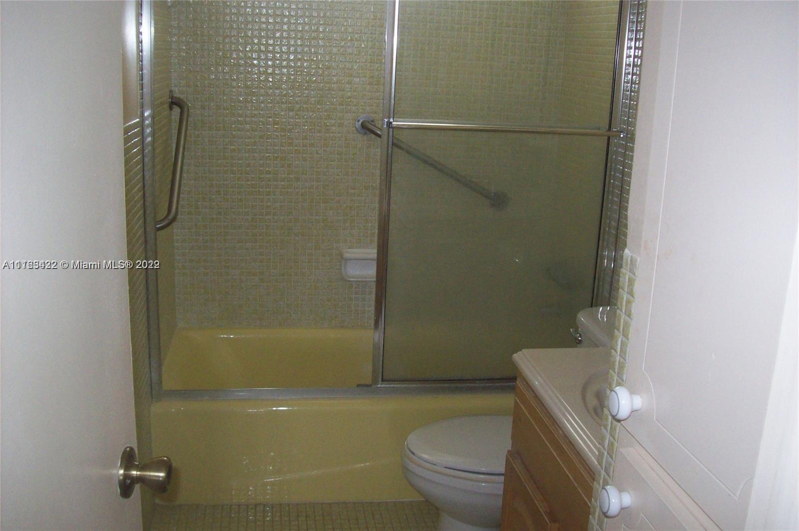POINT EAST SEC II CONDO - Residential