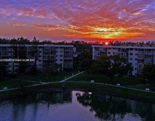POINT EAST SEC II CONDO - Residential
