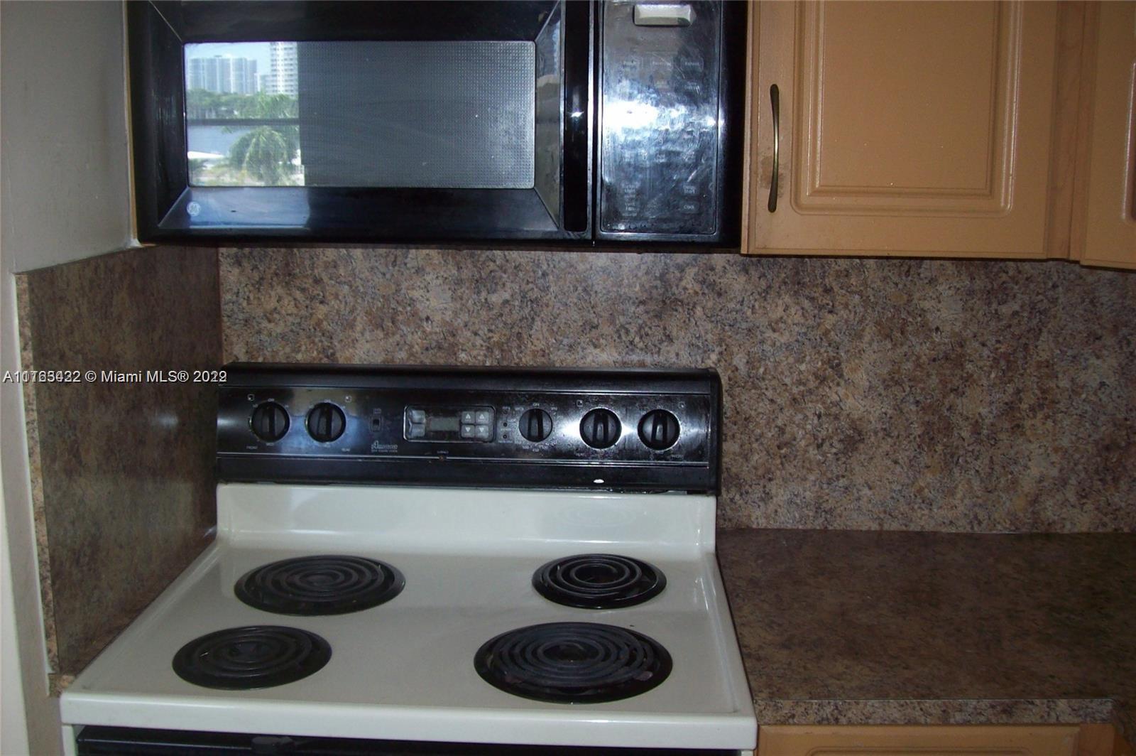 POINT EAST SEC II CONDO - Residential