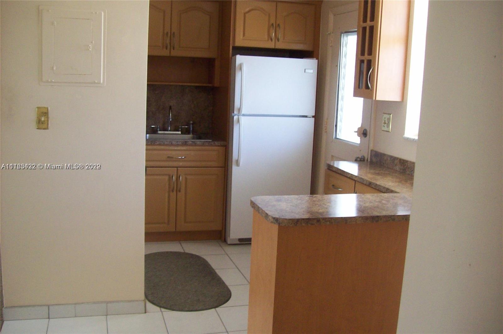 POINT EAST SEC II CONDO - Residential