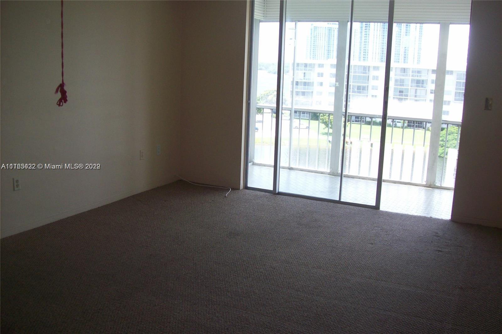 POINT EAST SEC II CONDO - Residential