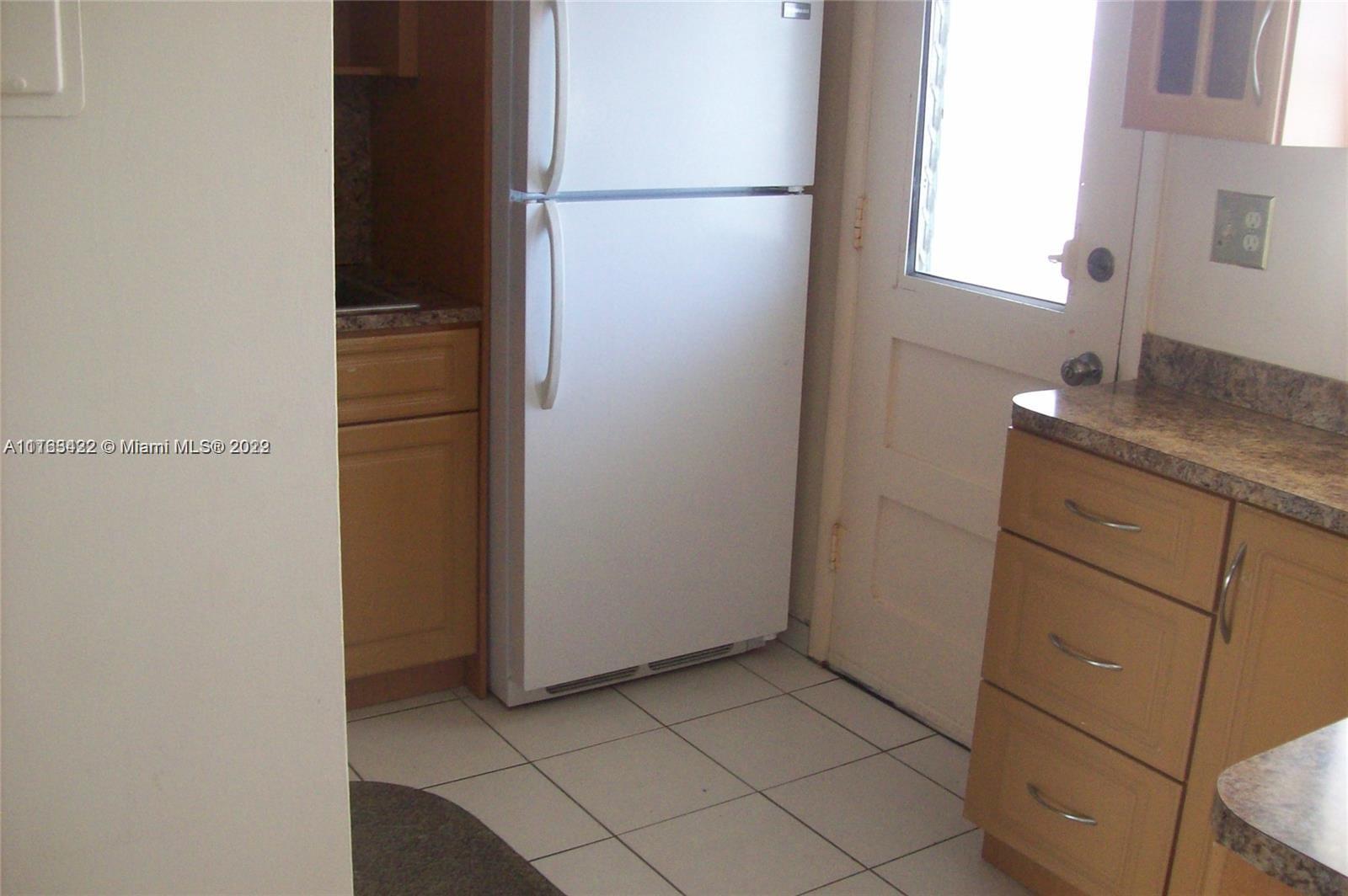 POINT EAST SEC II CONDO - Residential