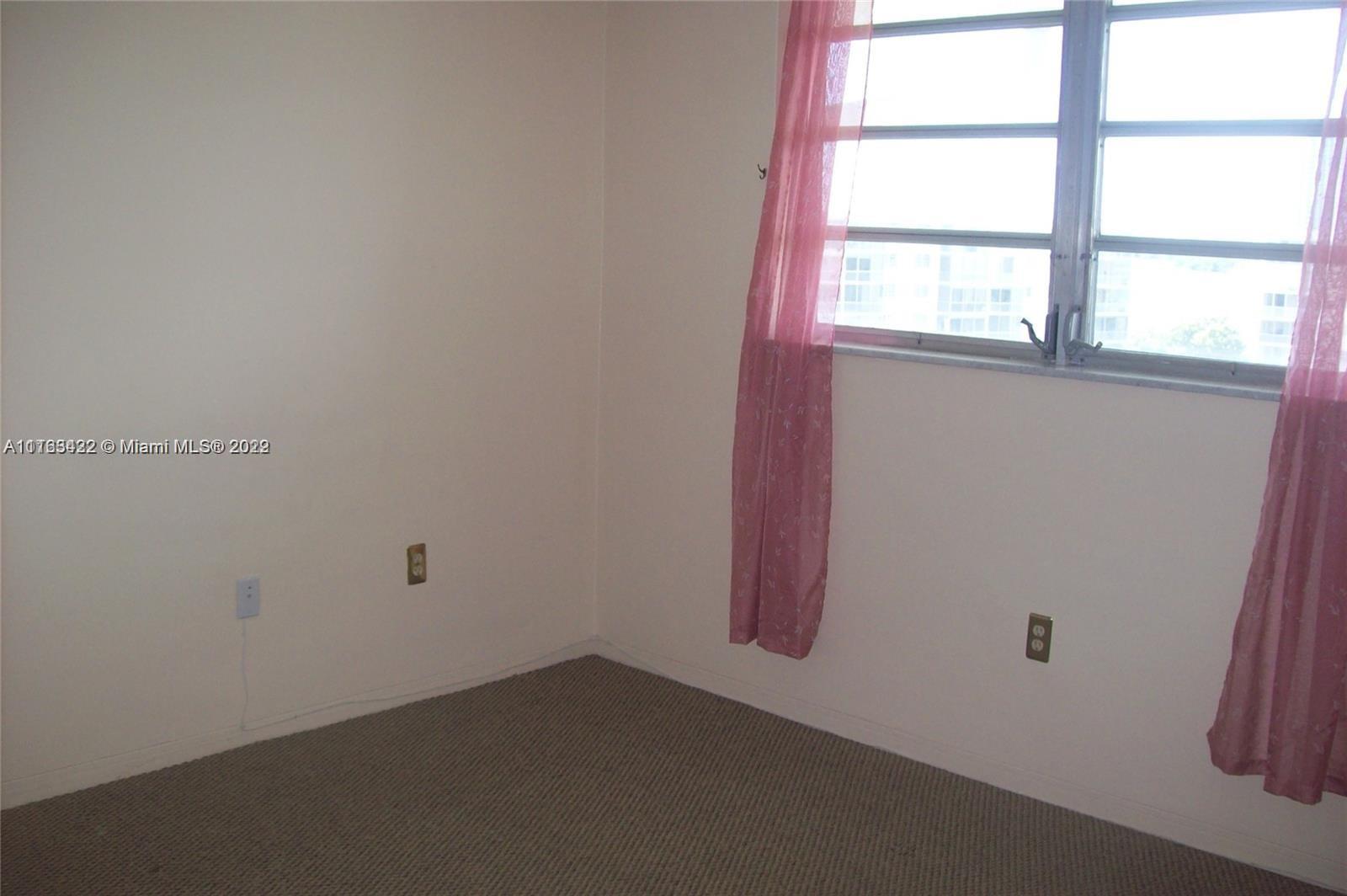 POINT EAST SEC II CONDO - Residential