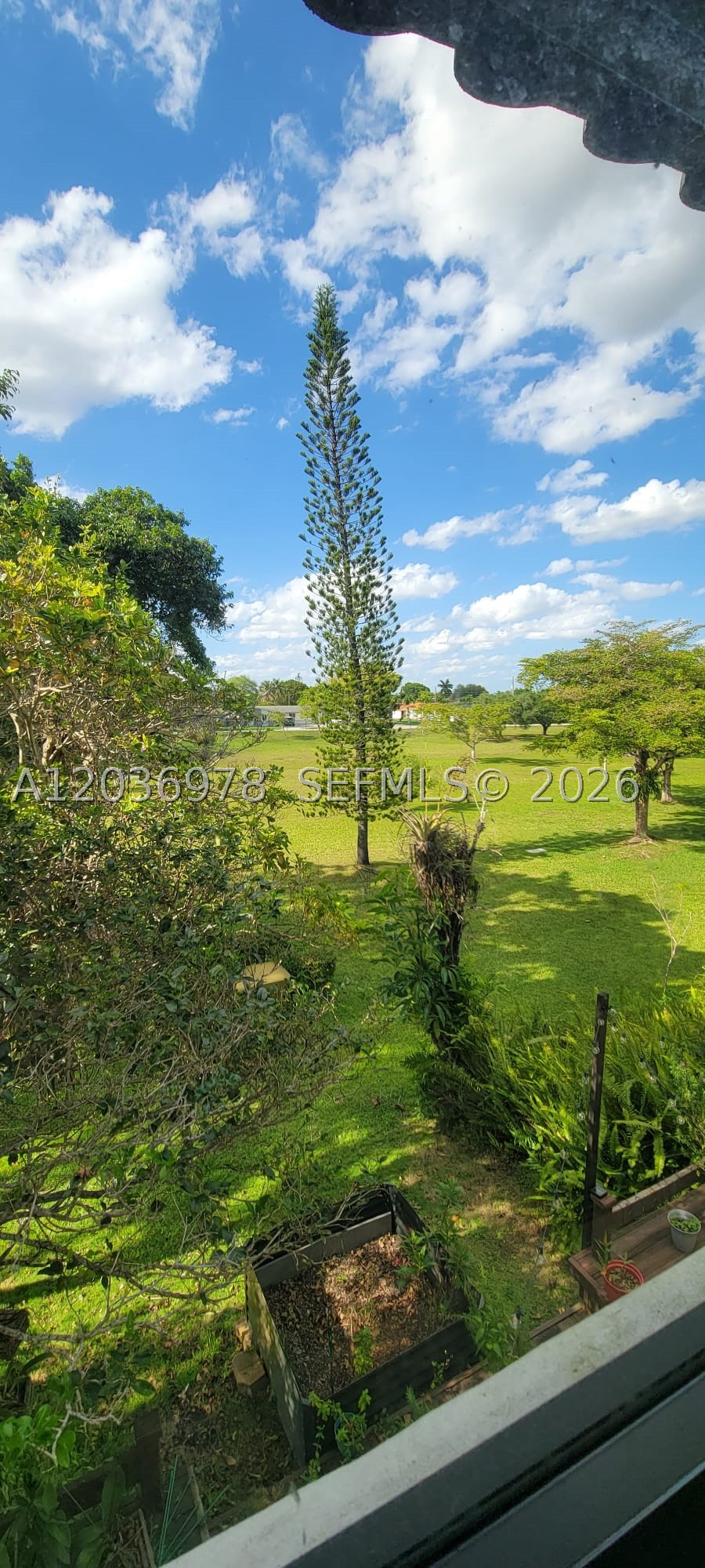 HILLTOP CONDO - Residential Lease