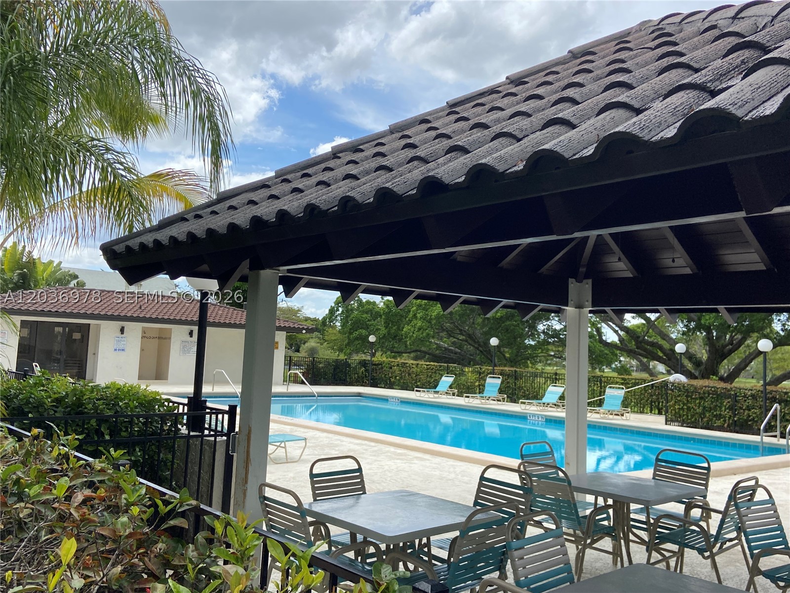 HILLTOP CONDO - Residential Lease