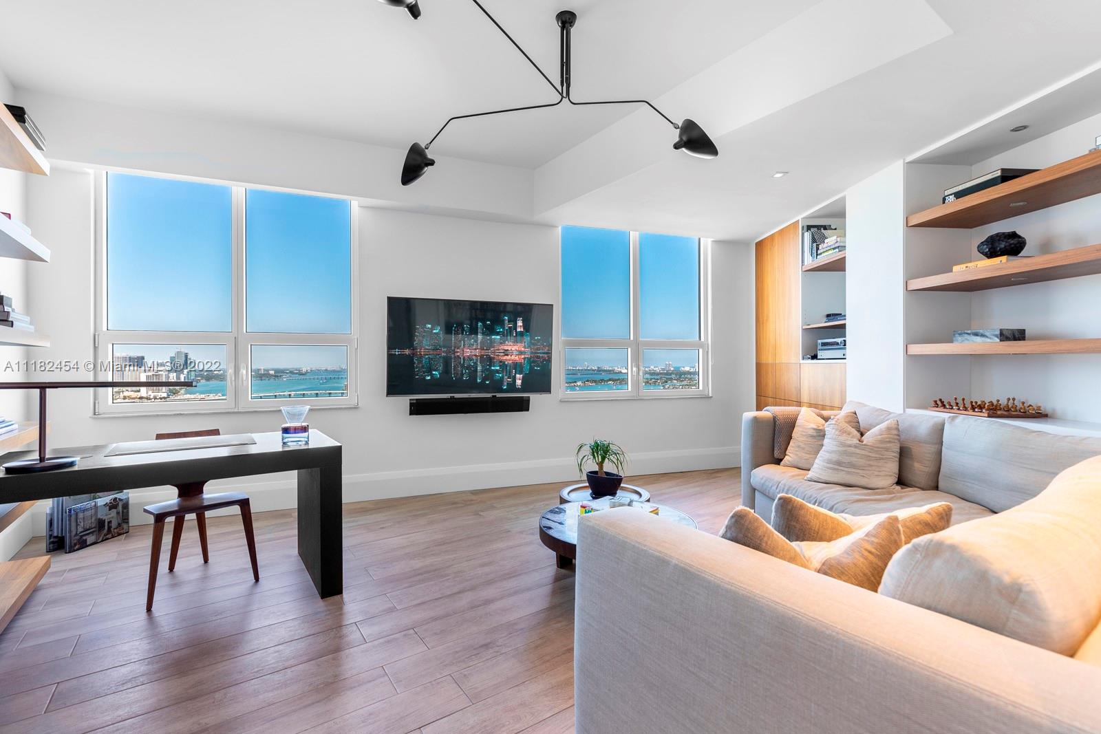 THREE TEQUESTA POINT COND - Residential