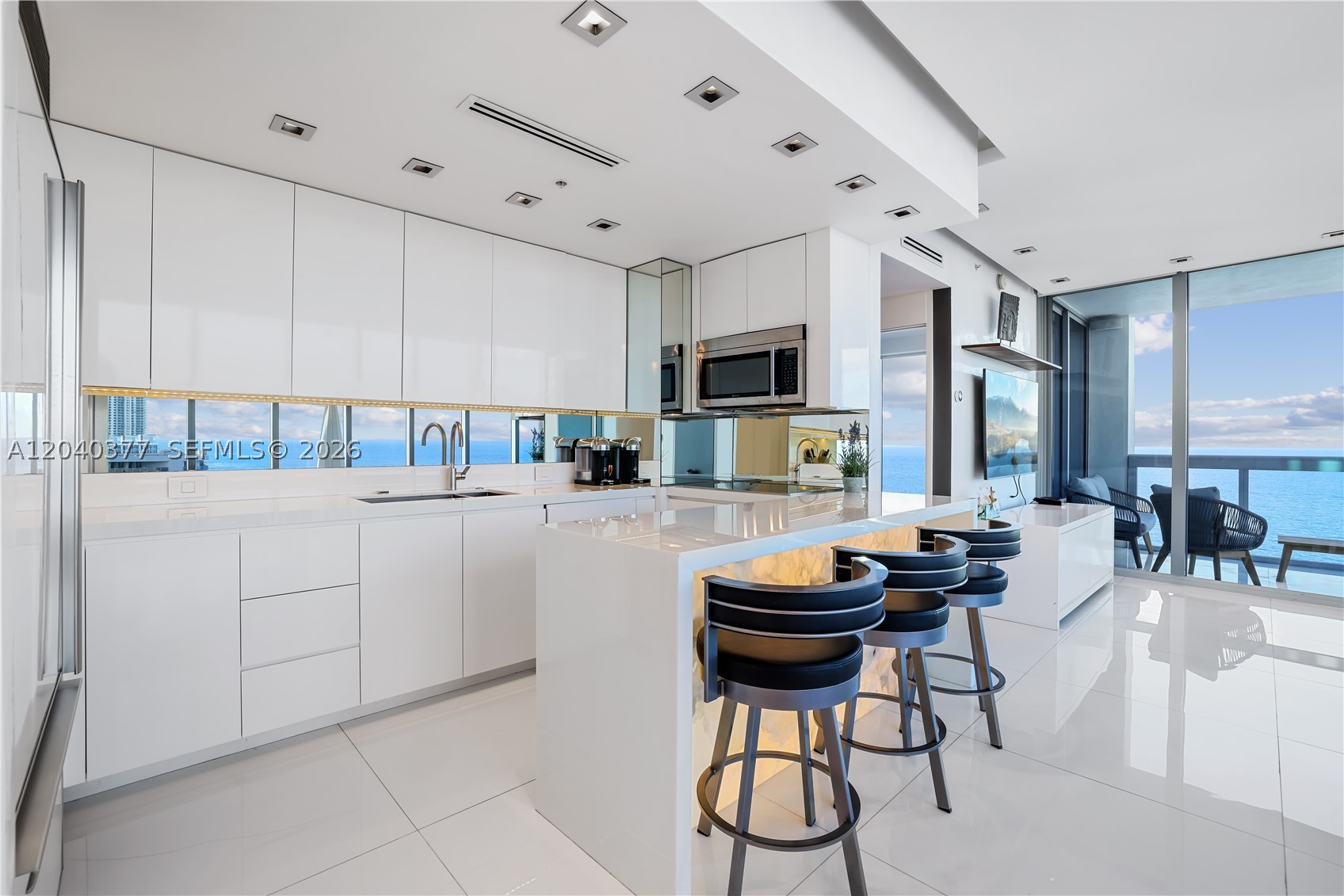 NORTH CARILLON BEACH COND - Residential