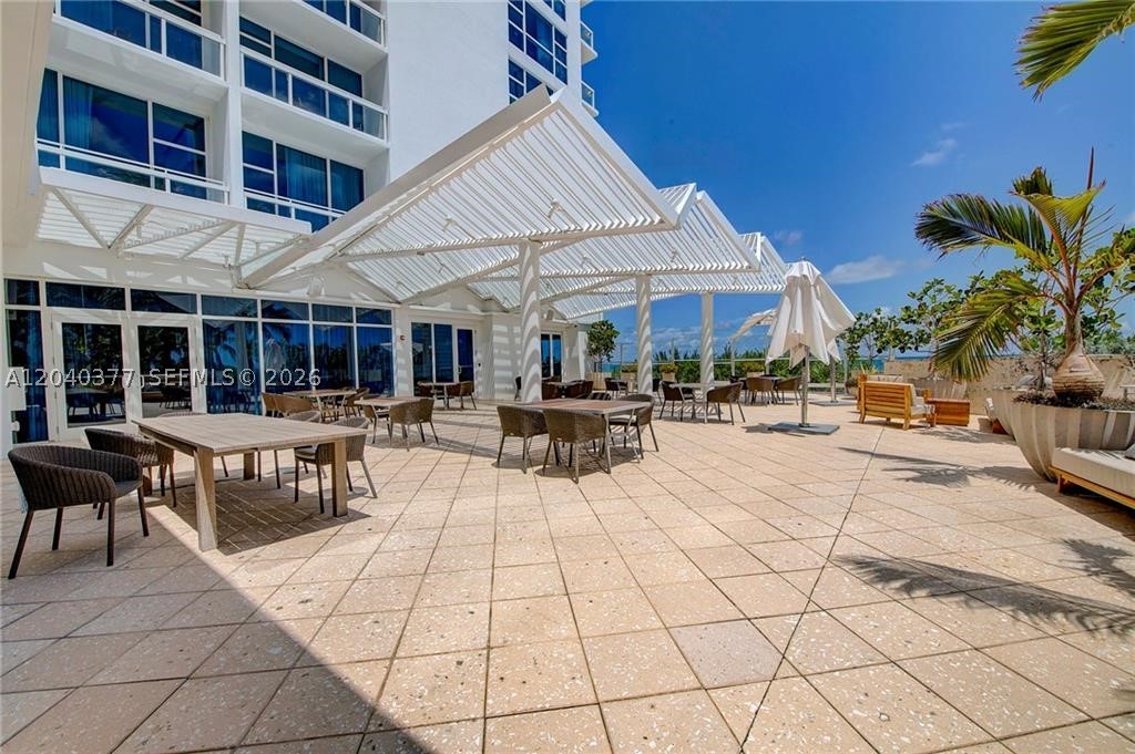 NORTH CARILLON BEACH COND - Residential