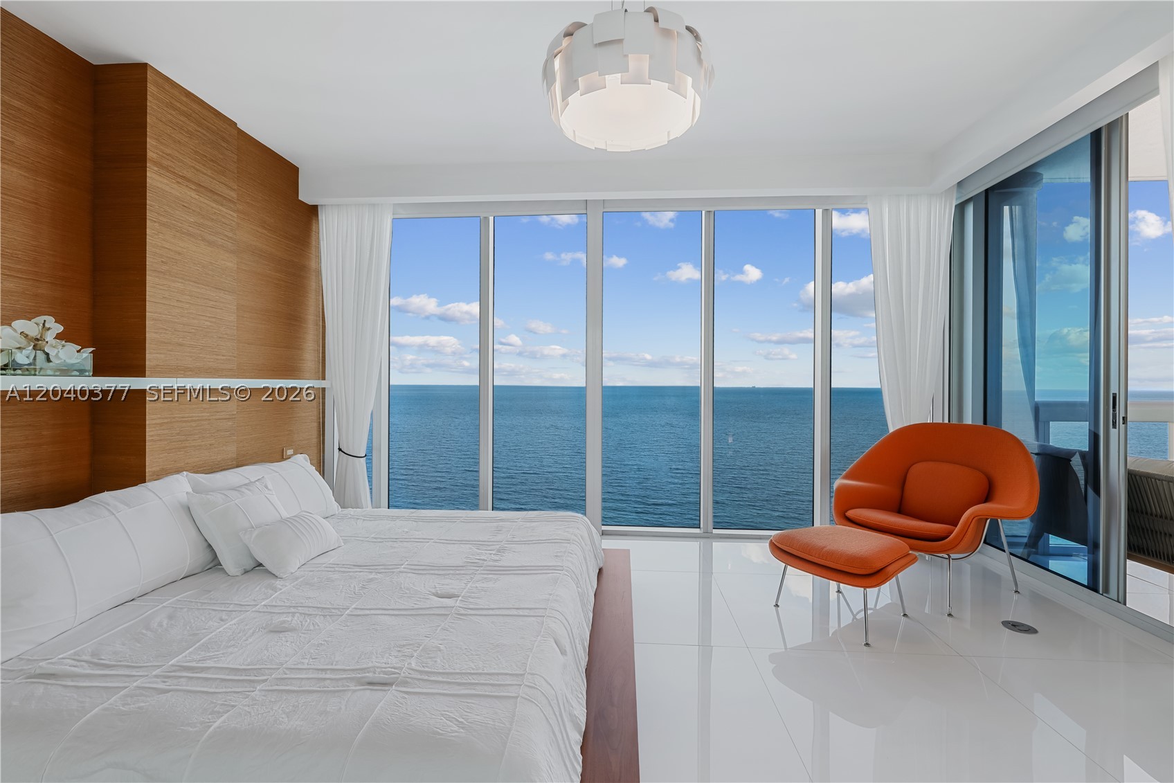 NORTH CARILLON BEACH COND - Residential