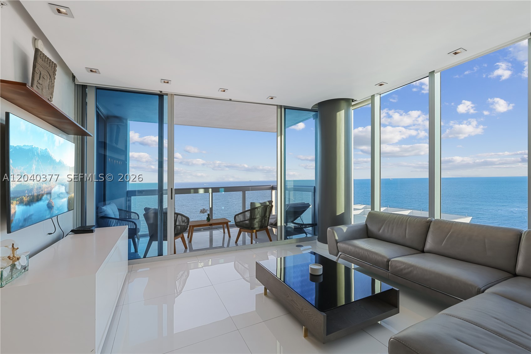 NORTH CARILLON BEACH COND - Residential