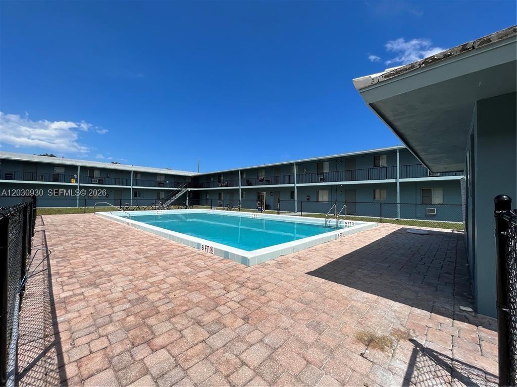 ENCLAVE AT CROWN PARK CON - Residential