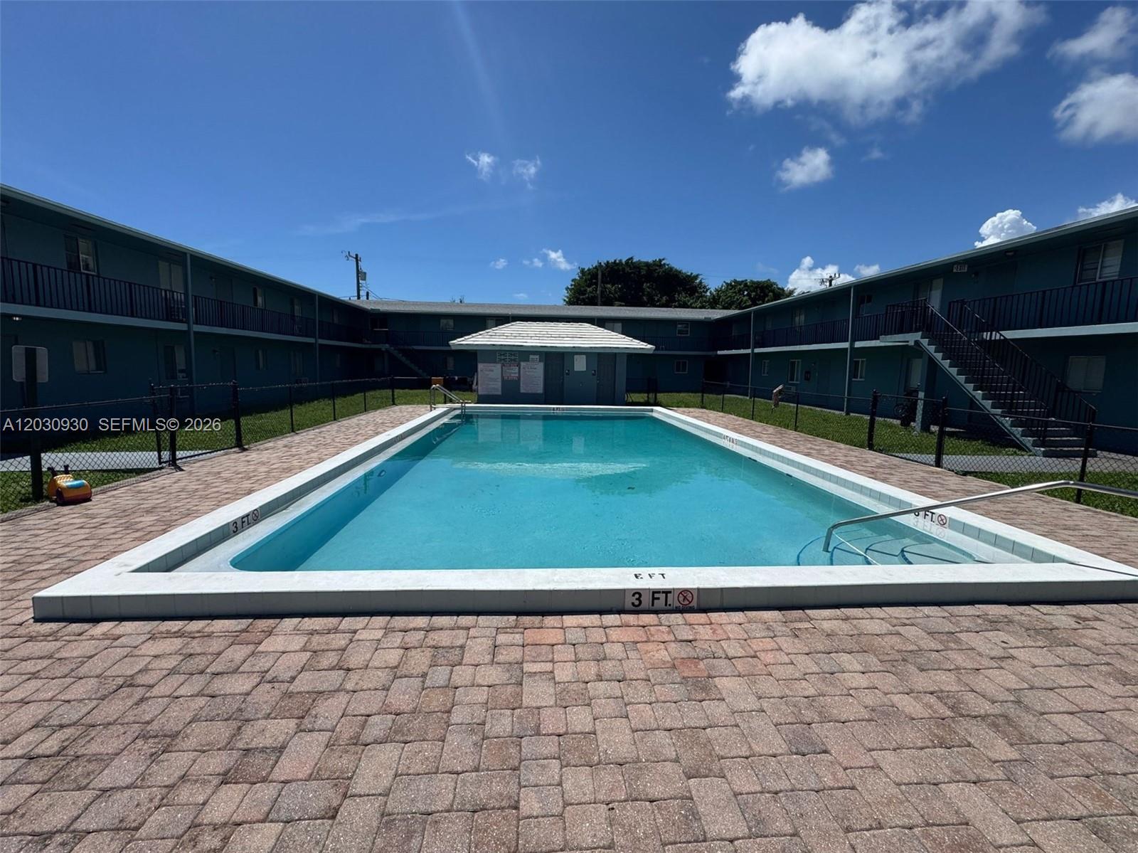 ENCLAVE AT CROWN PARK CON - Residential