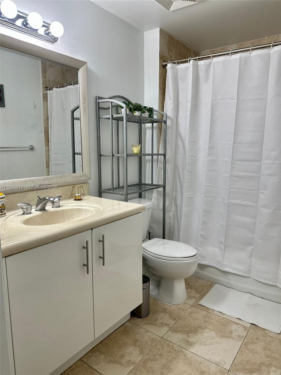 360 CONDO A - Residential