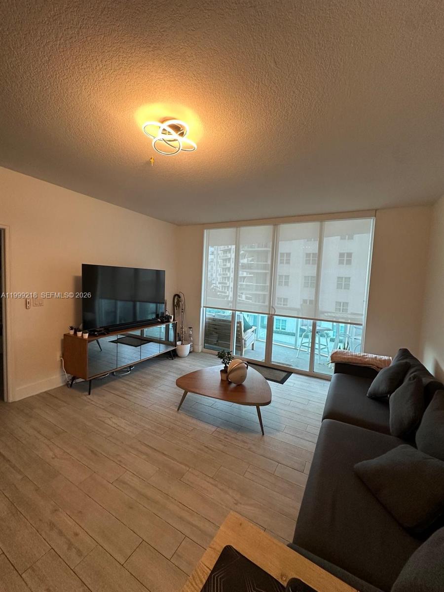 360 CONDO A - Residential