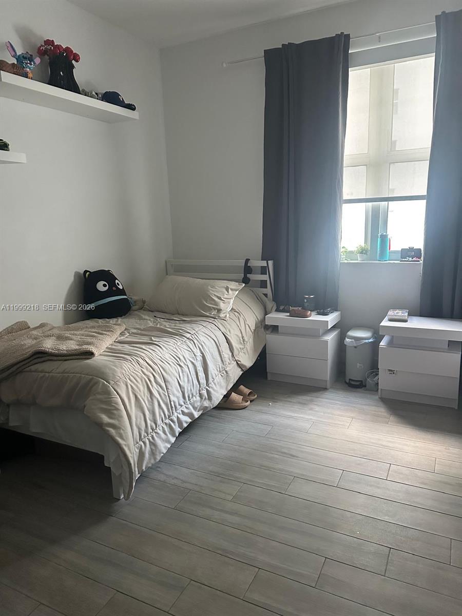 360 CONDO A - Residential