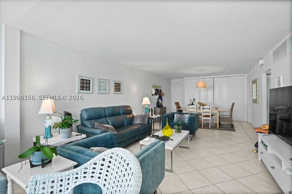 THE CARRIAGE CLUB NORTH C - Residential