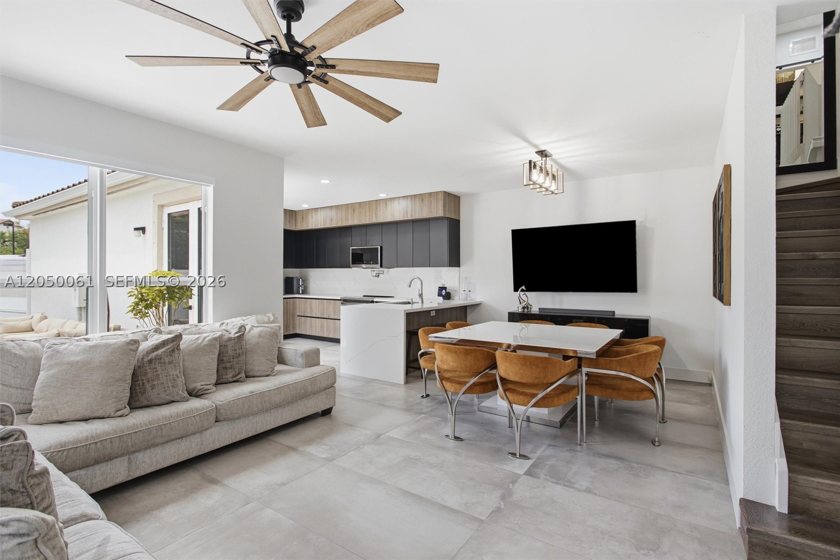 KENDALL COMMONS RESIDENTI - Residential