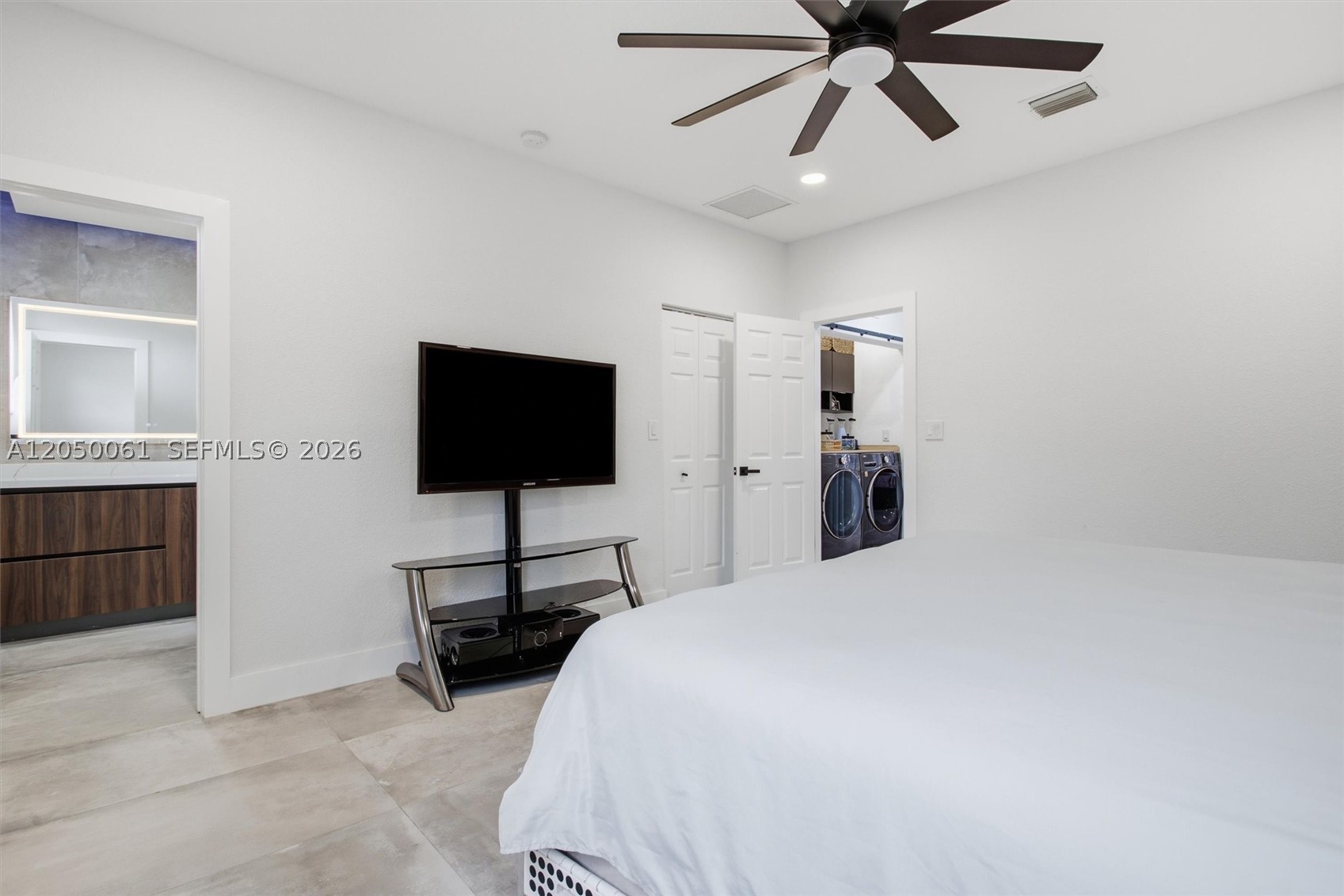 KENDALL COMMONS RESIDENTI - Residential