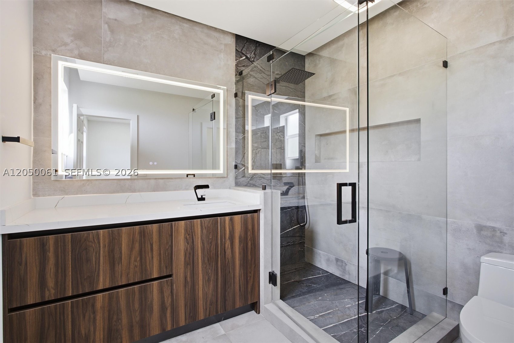 KENDALL COMMONS RESIDENTI - Residential
