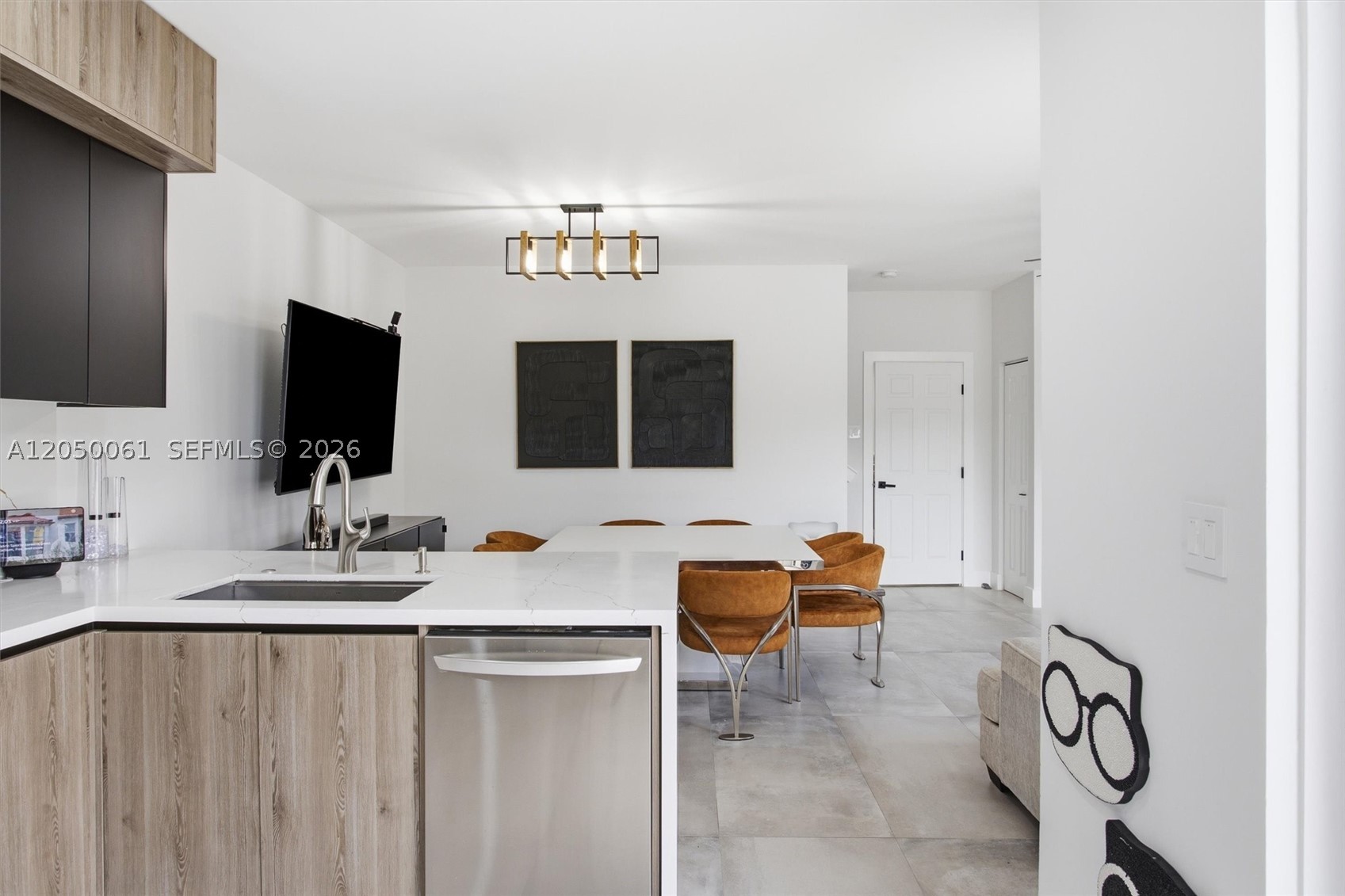 KENDALL COMMONS RESIDENTI - Residential