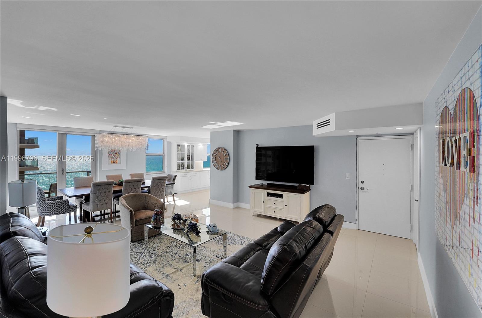 MALAGA TOWERS CONDO - Residential