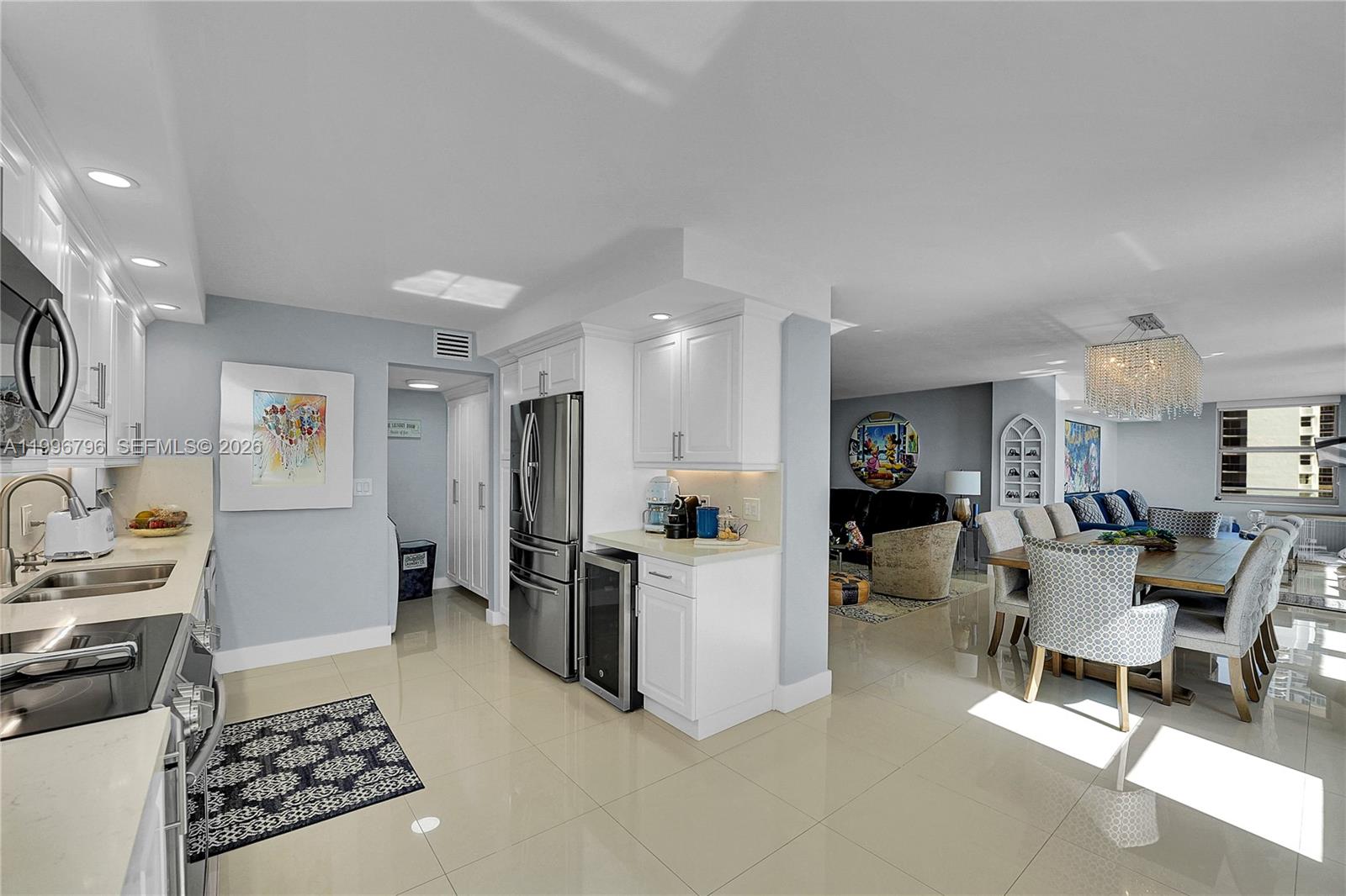 MALAGA TOWERS CONDO - Residential