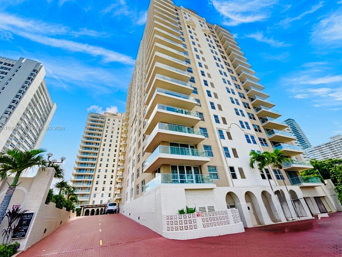 MALAGA TOWERS CONDO - Residential
