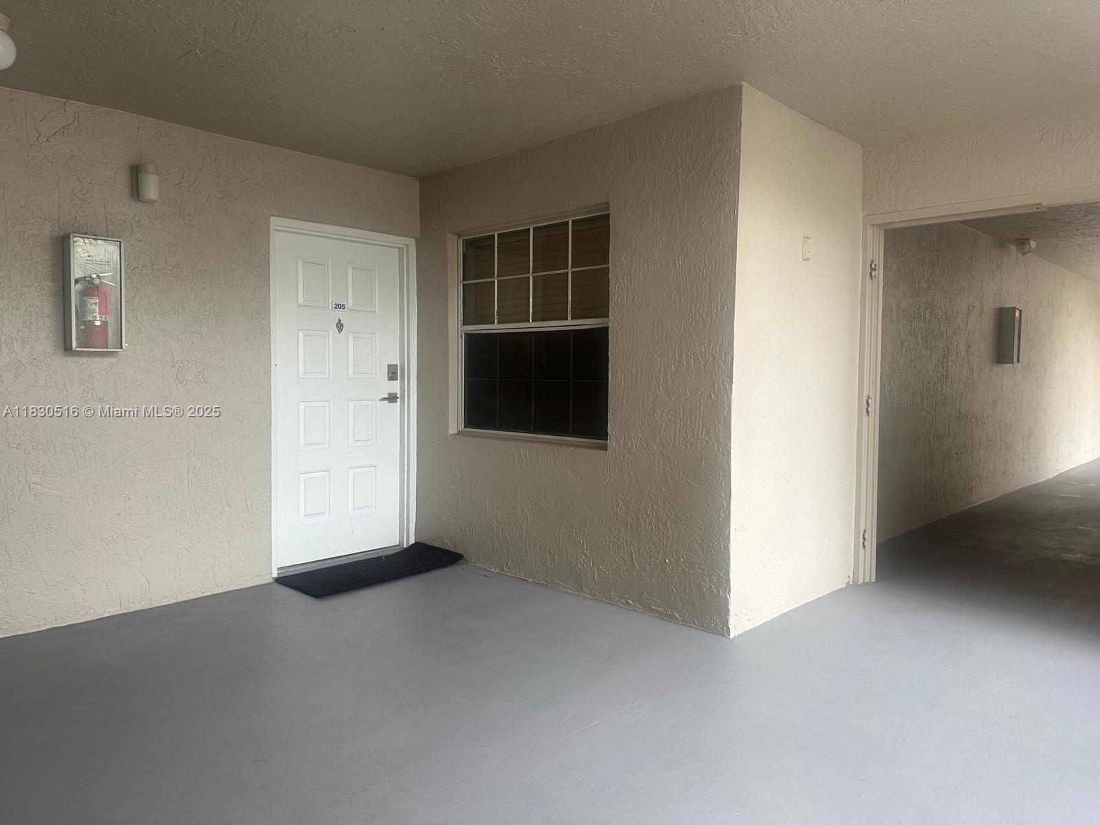 LAKEVIEW CLUB CONDO - Residential Lease