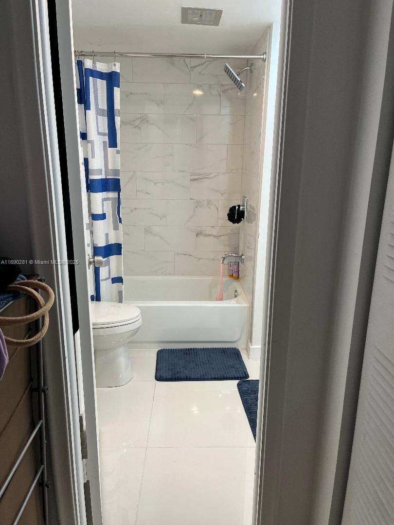 CORAL ISLE EAST CONDO - Residential Lease