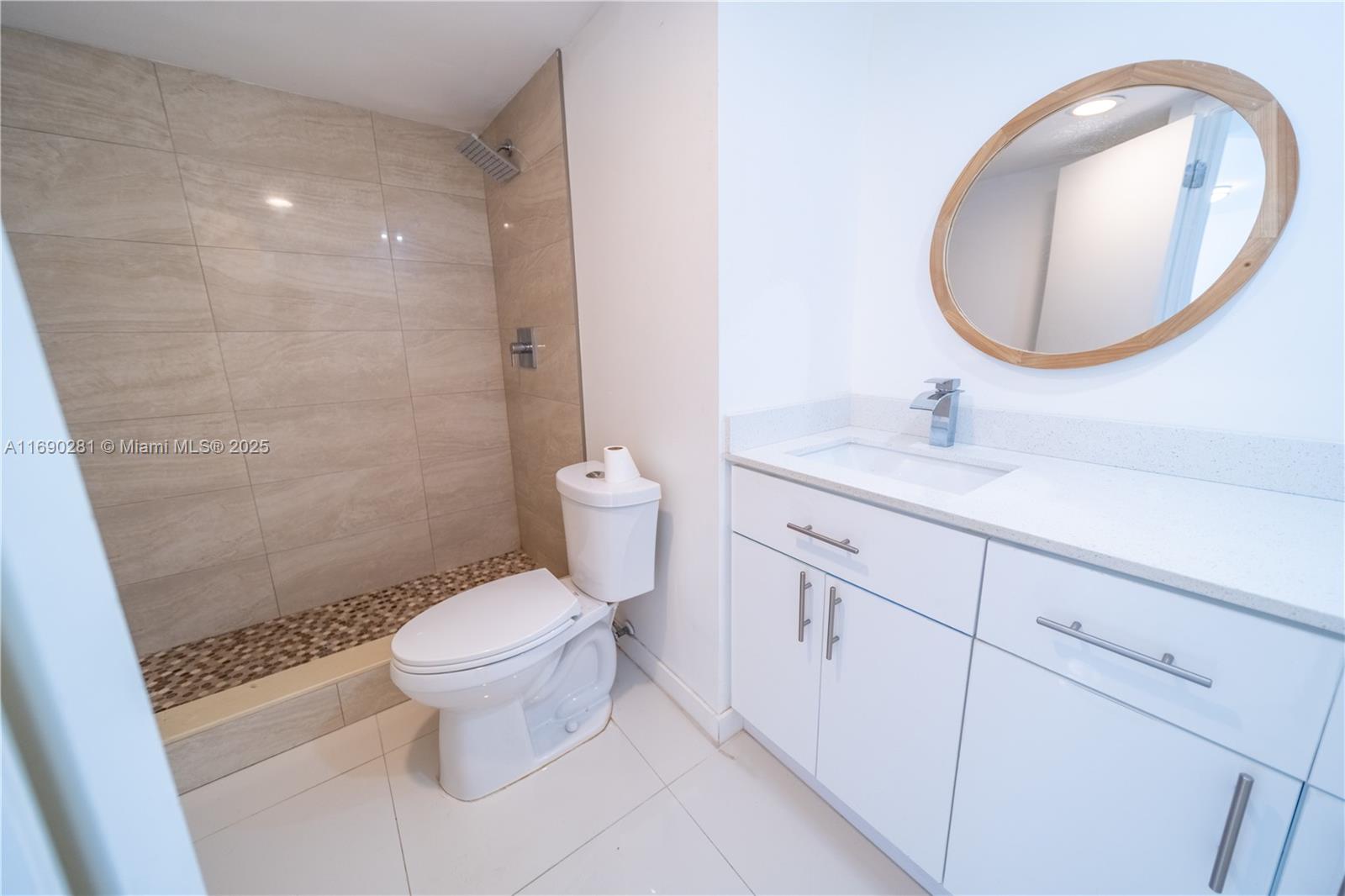 CORAL ISLE EAST CONDO - Residential Lease