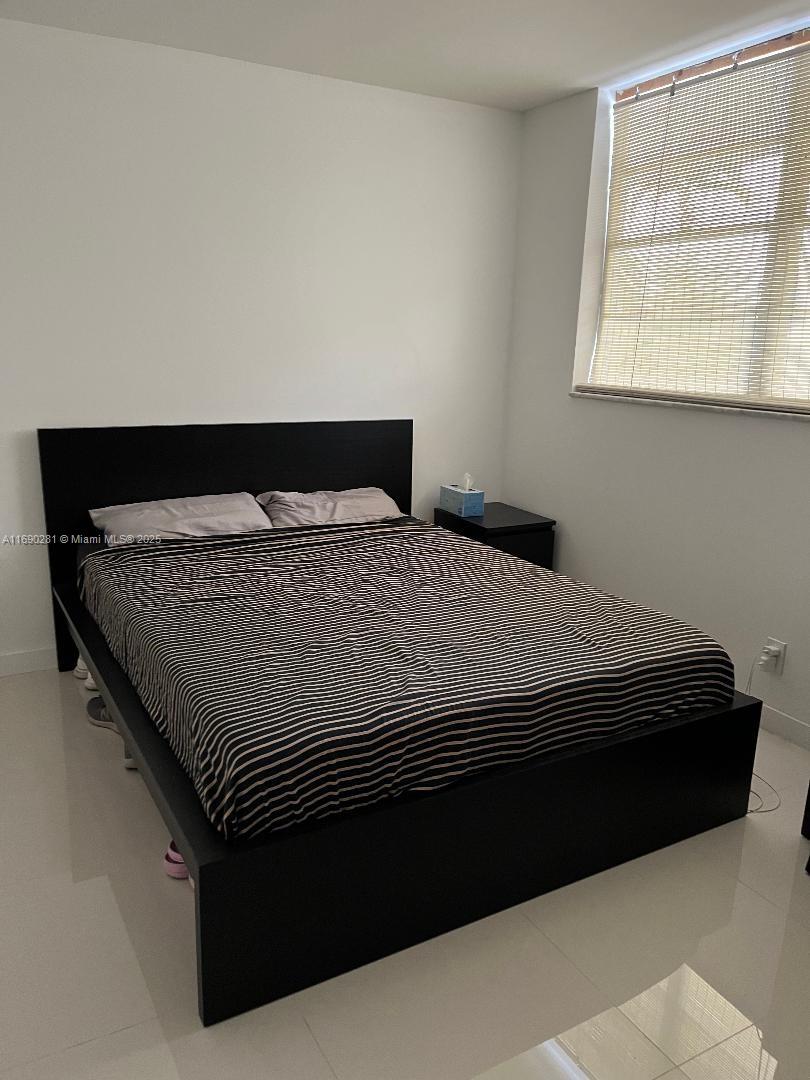 CORAL ISLE EAST CONDO - Residential Lease