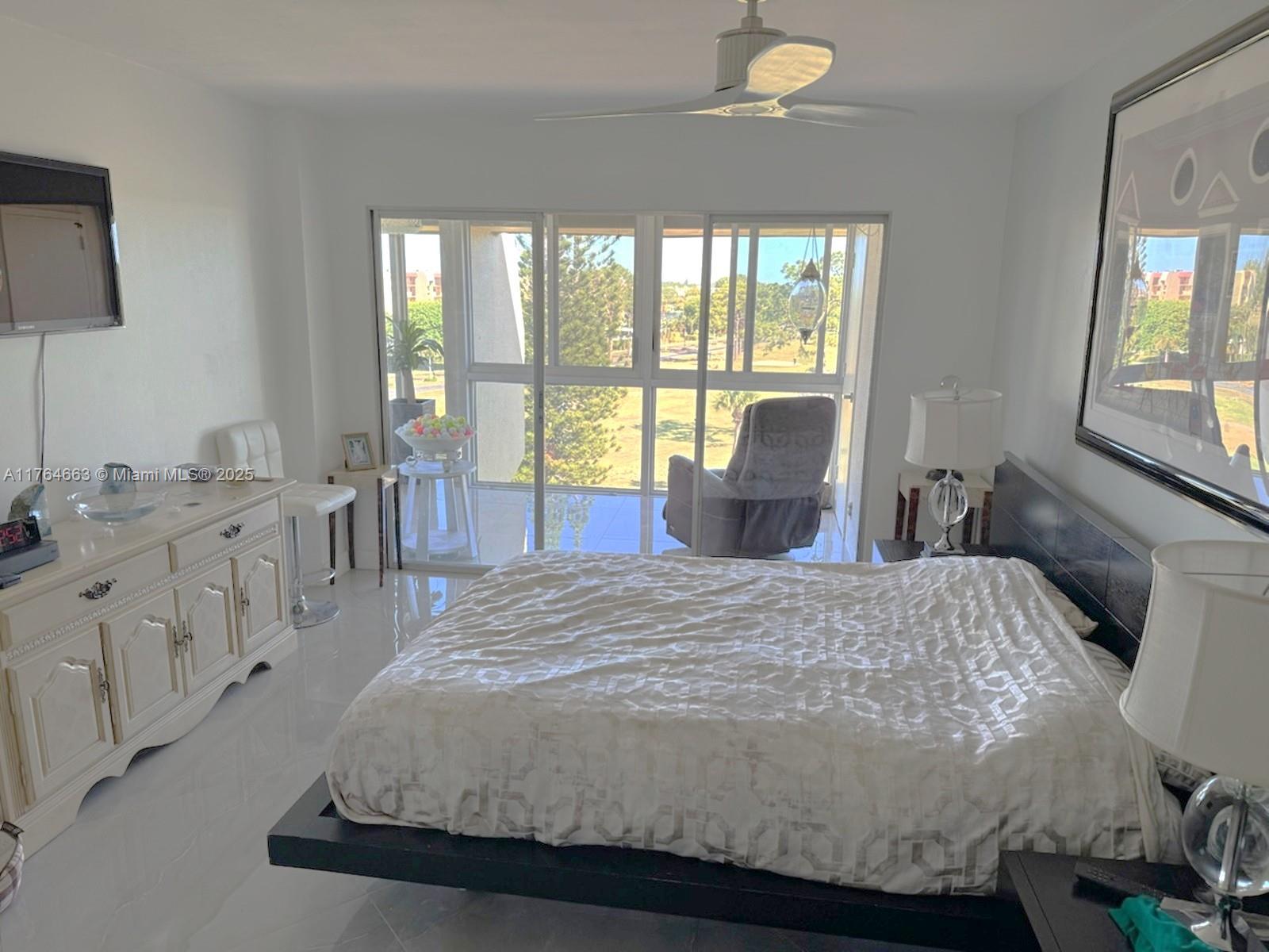 POINCIANA PLACE CONDO 1,2 - Residential